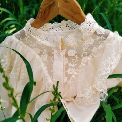 Loose Clothes Lace Up Ruffled Ladies Tops Vintage Lace Shirts
